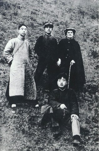 В.Я. Ерошенко (справа)